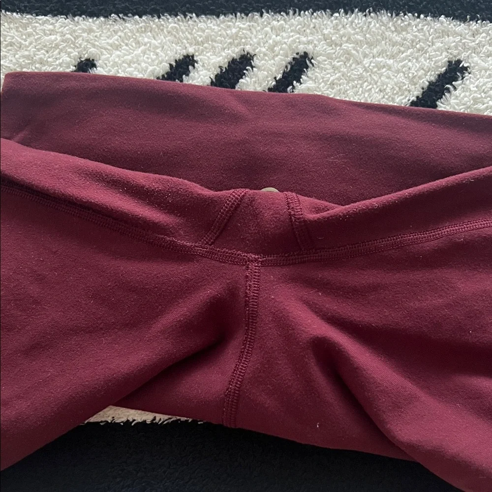 lululemon athletica wonder under high waist 25” Leggings size 4